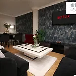 Spacious 3 Bedroom Duplex Apartment On Cardiff Bay - Free Parking & Wifi By Ekliving Luxe Short Lets & Serviced Accommodation